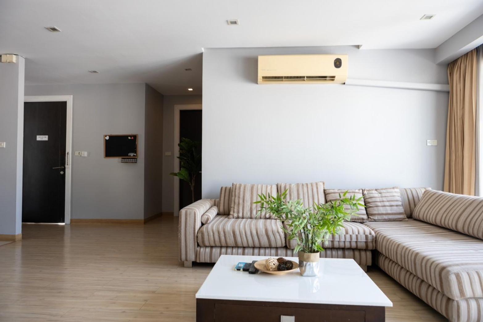 P Villa Lamoon Thonglor Bangkok Ngoại thất bức ảnh